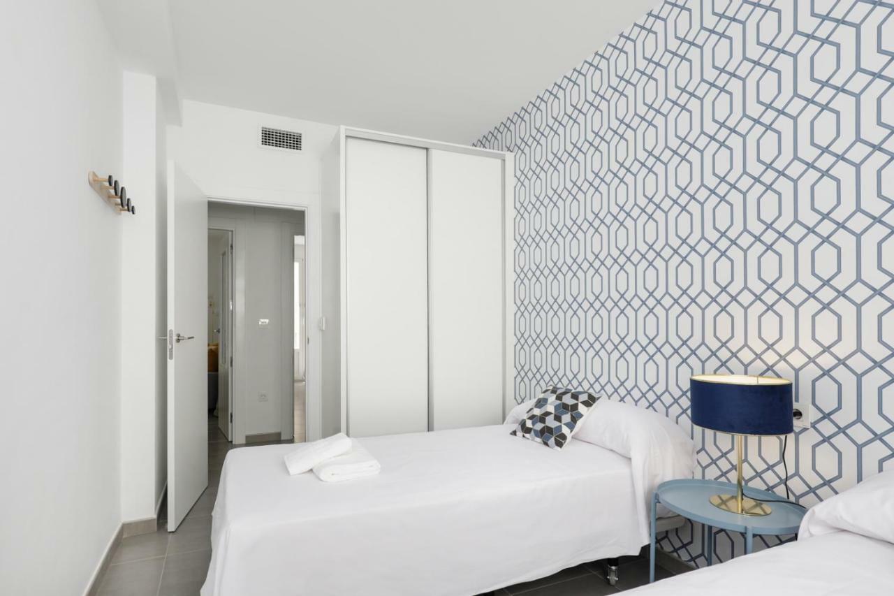 Hi Room - Smart Apartments - He 1 グラナダ エクステリア 写真