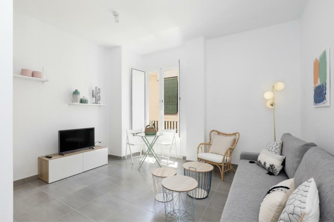 Hi Room - Smart Apartments - He 1 グラナダ エクステリア 写真