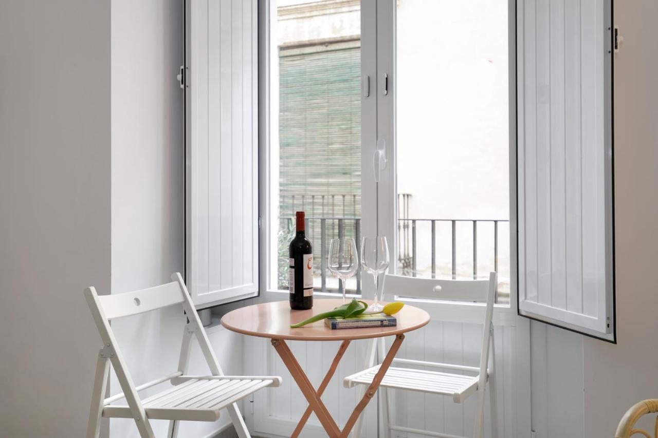 Hi Room - Smart Apartments - He 1 グラナダ エクステリア 写真